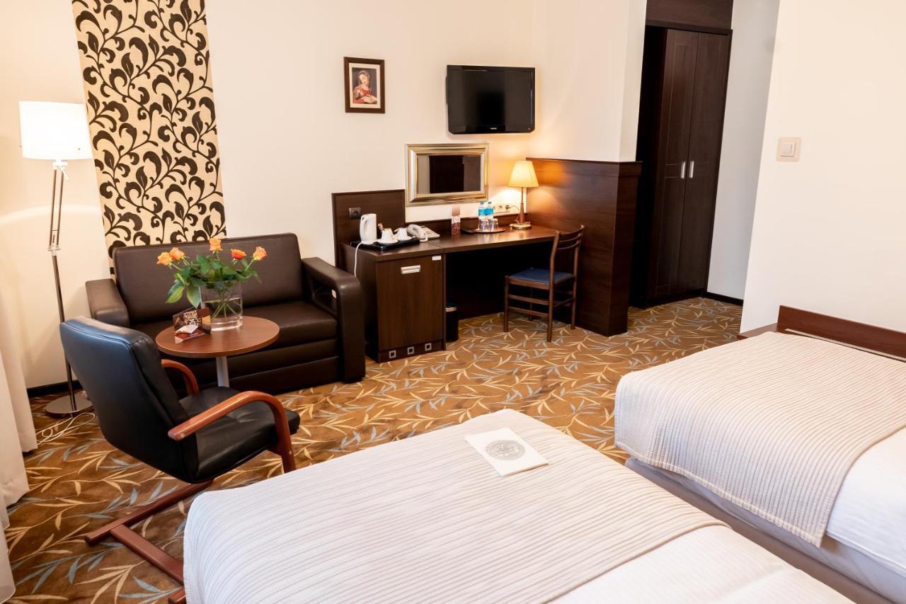 Готель Centrum Barnabitow 3*