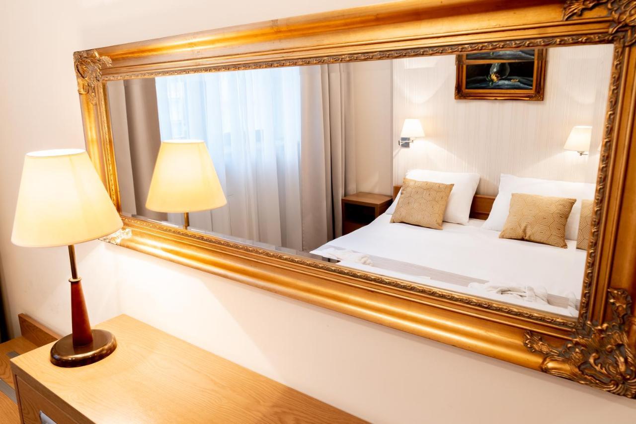 Centrum Barnabitow Готель 3*