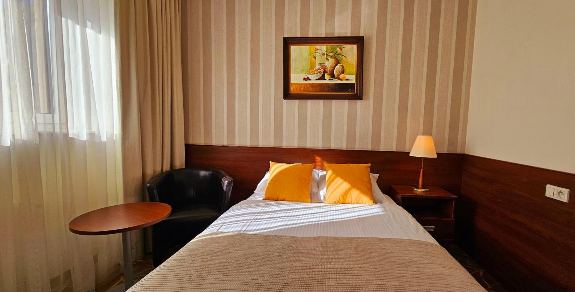 Centrum Barnabitow 3* Варшава